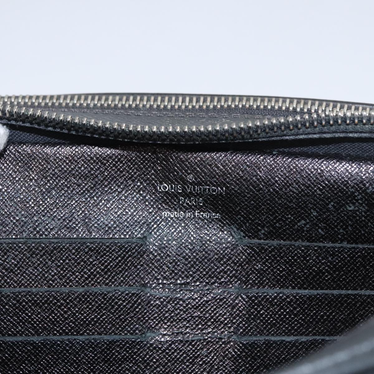 LOUIS VUITTON Taiga Pavel Clutch Bag Ardoise M31142 LV 107757