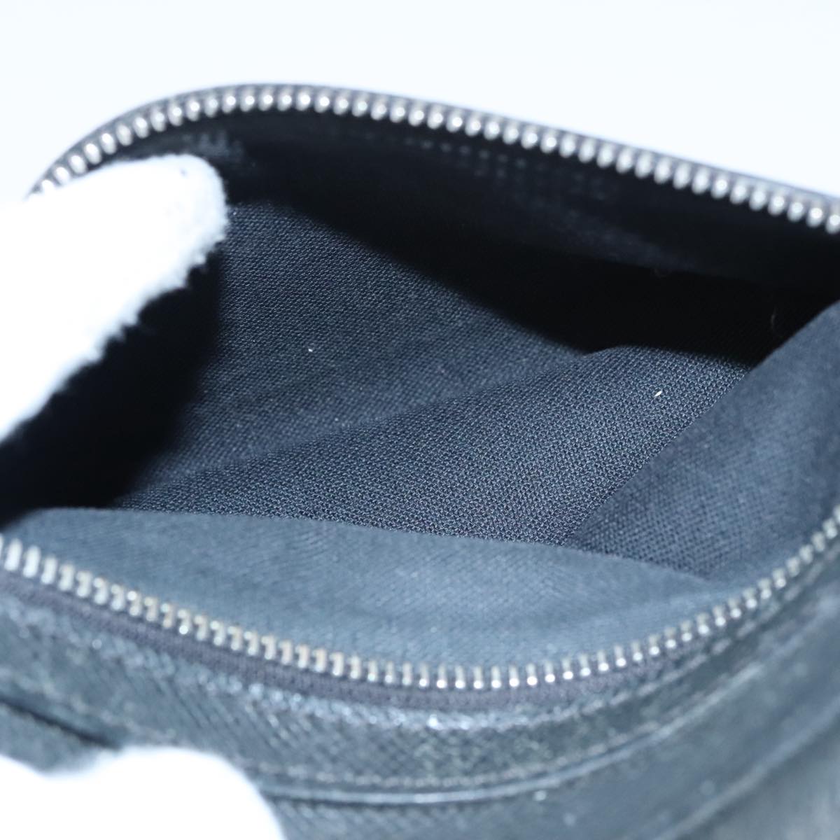 LOUIS VUITTON Taiga Pavel Clutch Bag Ardoise M31142 LV 107757