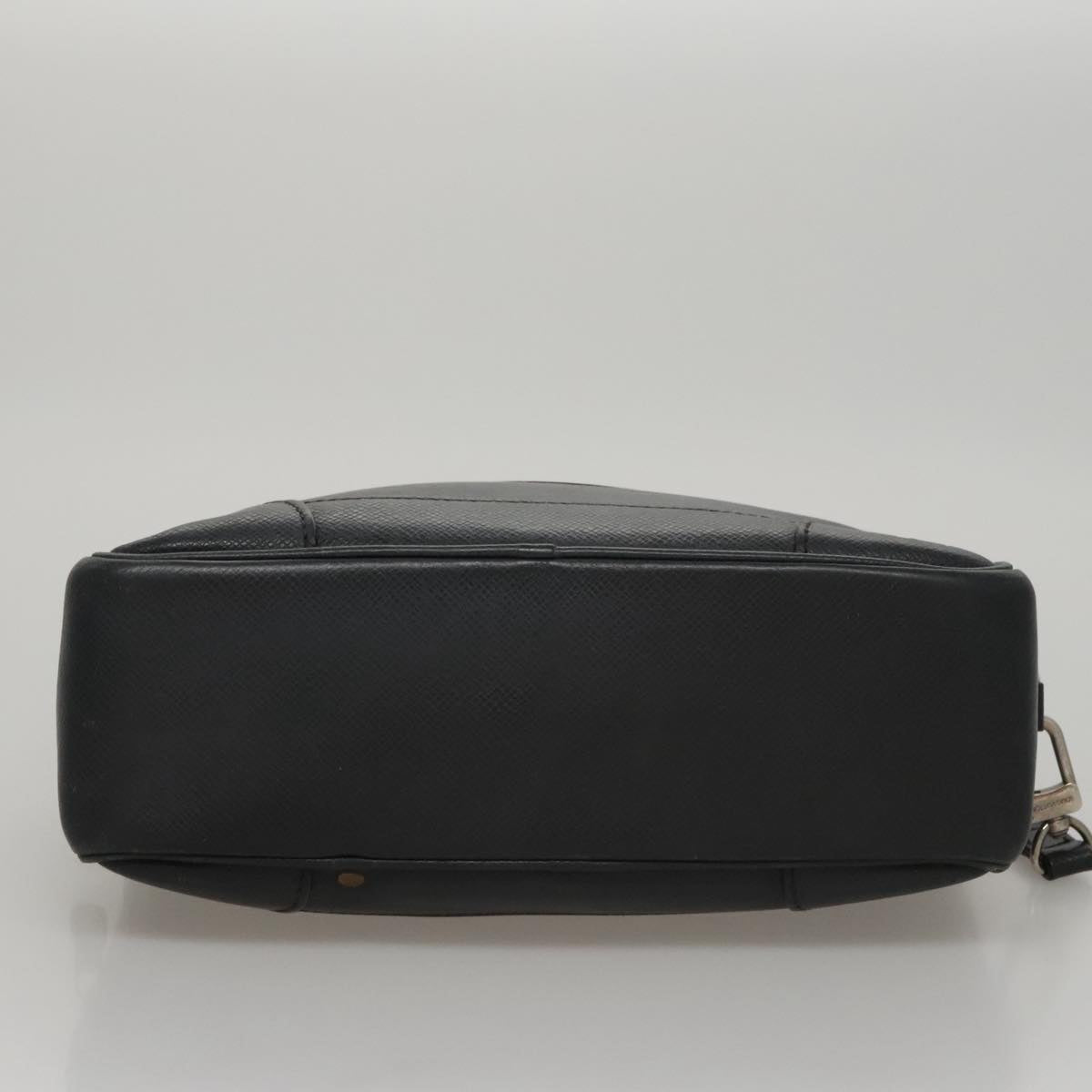 LOUIS VUITTON Taiga Pavel Clutch Bag Ardoise M31142 LV 107757