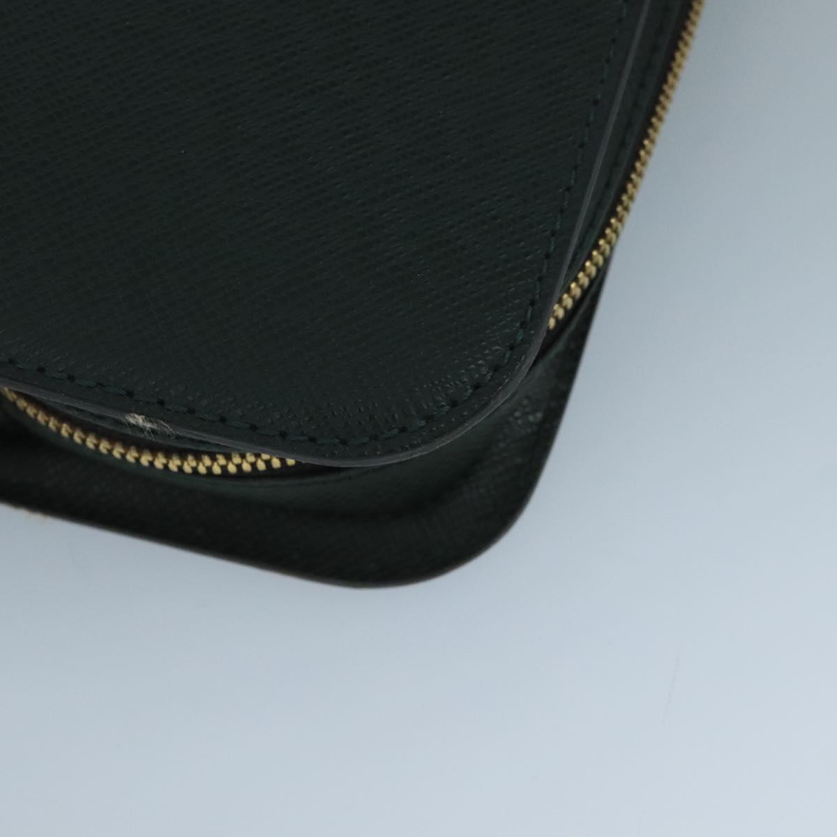 LOUIS VUITTON Taiga Baltic Briefcase Epicea M30064 LV 107758