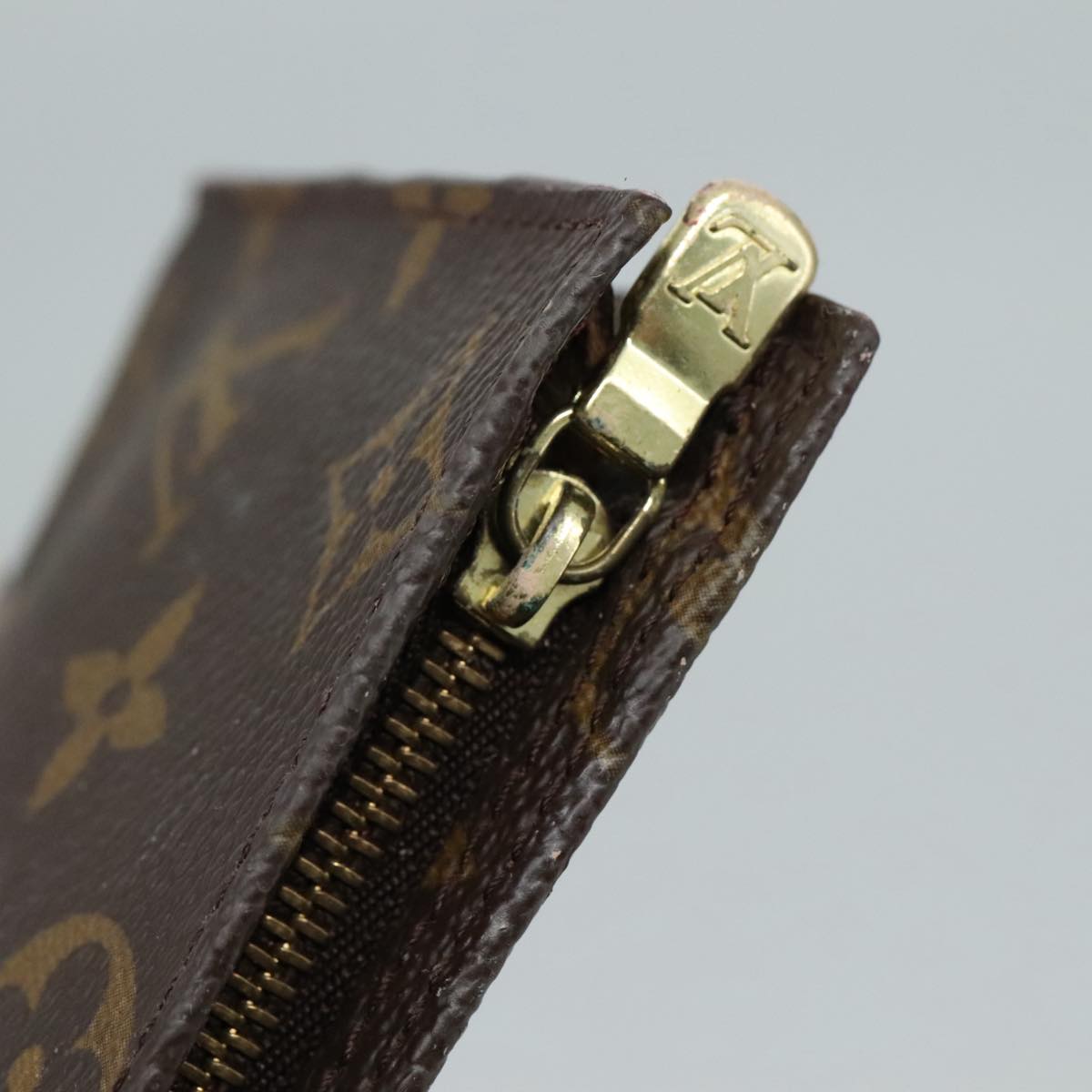 LOUIS VUITTON Monogram Bucket GM Pouch Accessory Pouch LV 107827