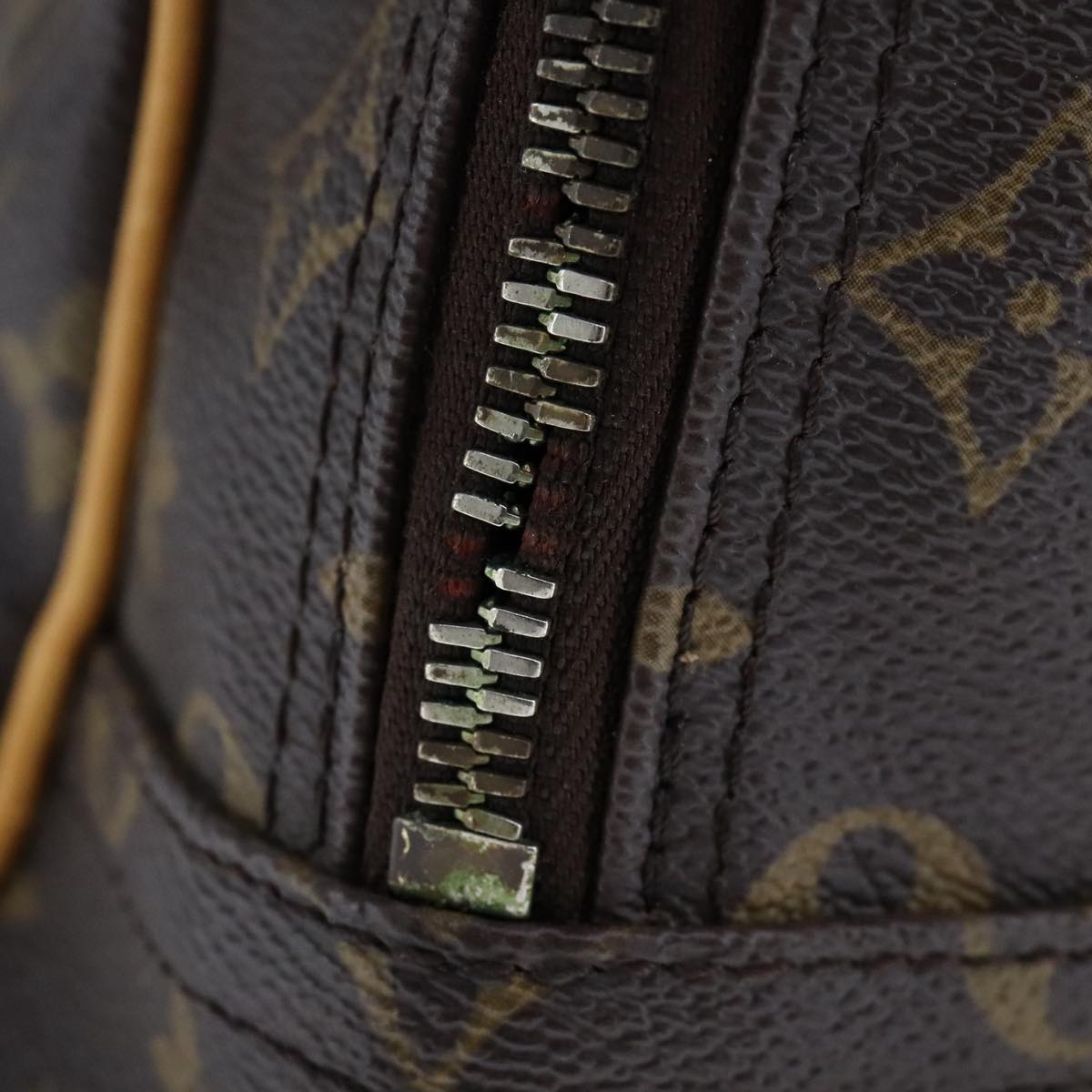 LOUIS VUITTON Monogram Manhattan GM Hand Bag M40025 LV 107955