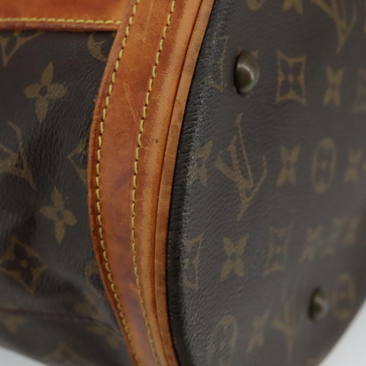 LOUIS VUITTON Monogram Bucket GM Shoulder Bag M42236 LV 107957