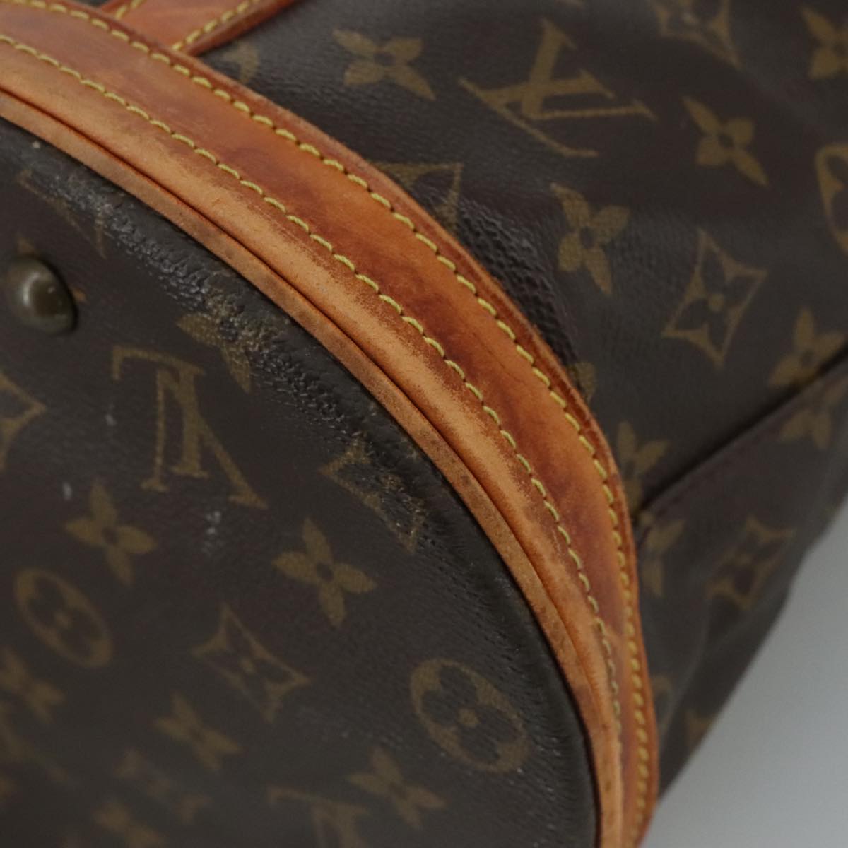 LOUIS VUITTON Monogram Bucket GM Shoulder Bag M42236 LV 107957