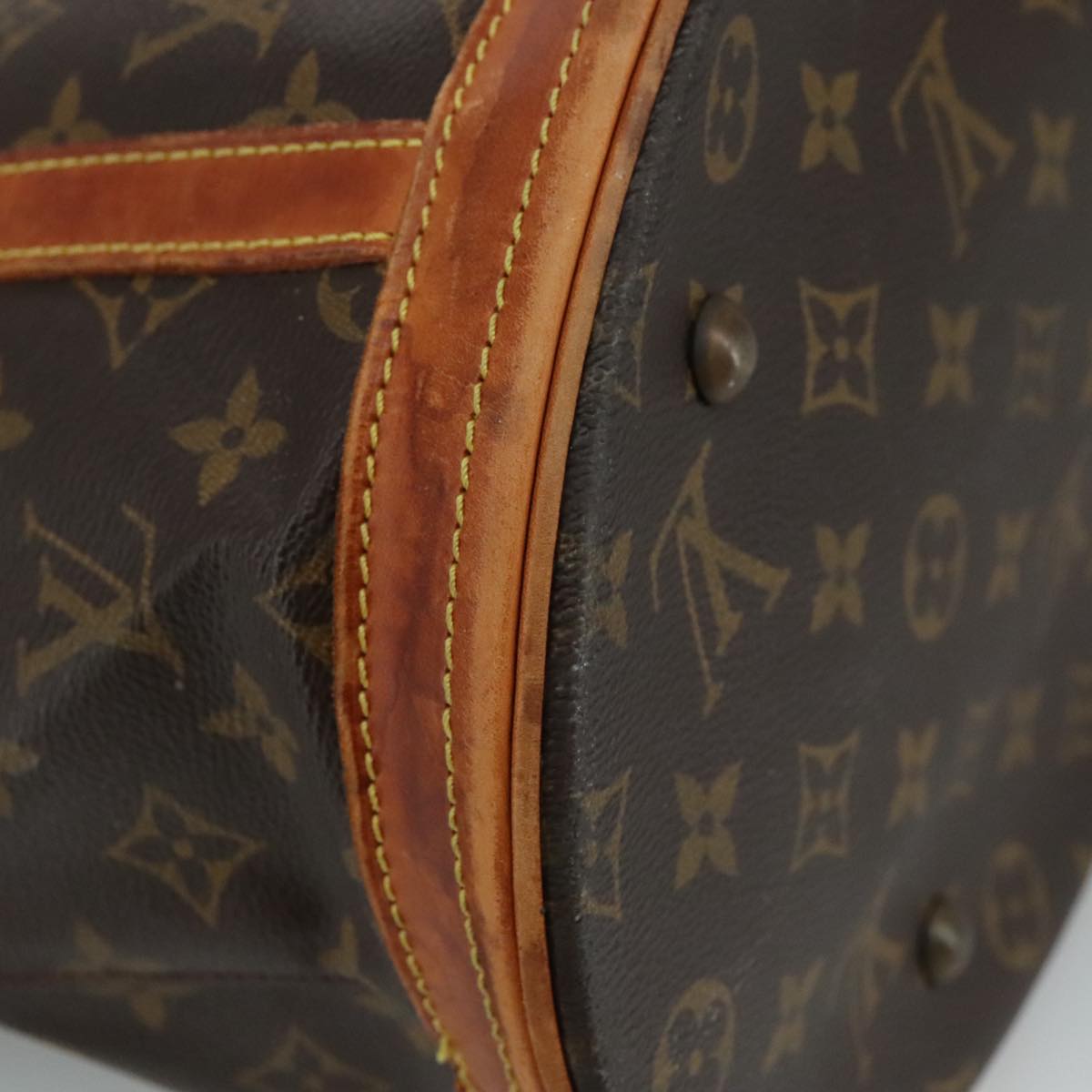 LOUIS VUITTON Monogram Bucket GM Shoulder Bag M42236 LV 107957