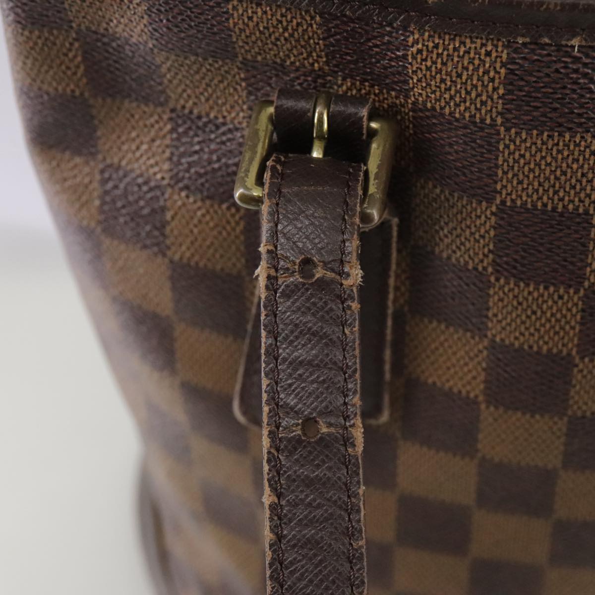 LOUIS VUITTON Damier Ebene Marais Shoulder Bag N42240 LV 108000