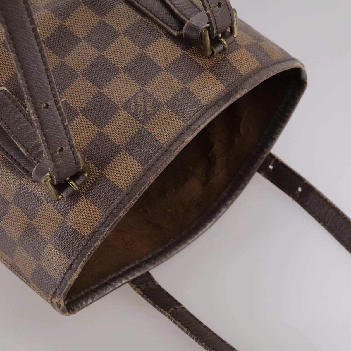 LOUIS VUITTON Damier Ebene Marais Shoulder Bag N42240 LV 108000