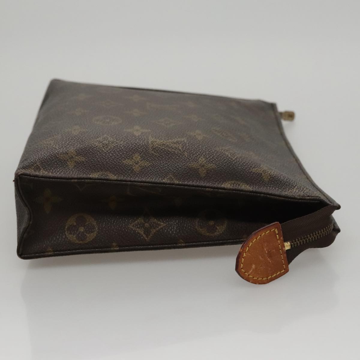 LOUIS VUITTON Monogram Poche Toilette 26 Pouch M47542 LV 108128