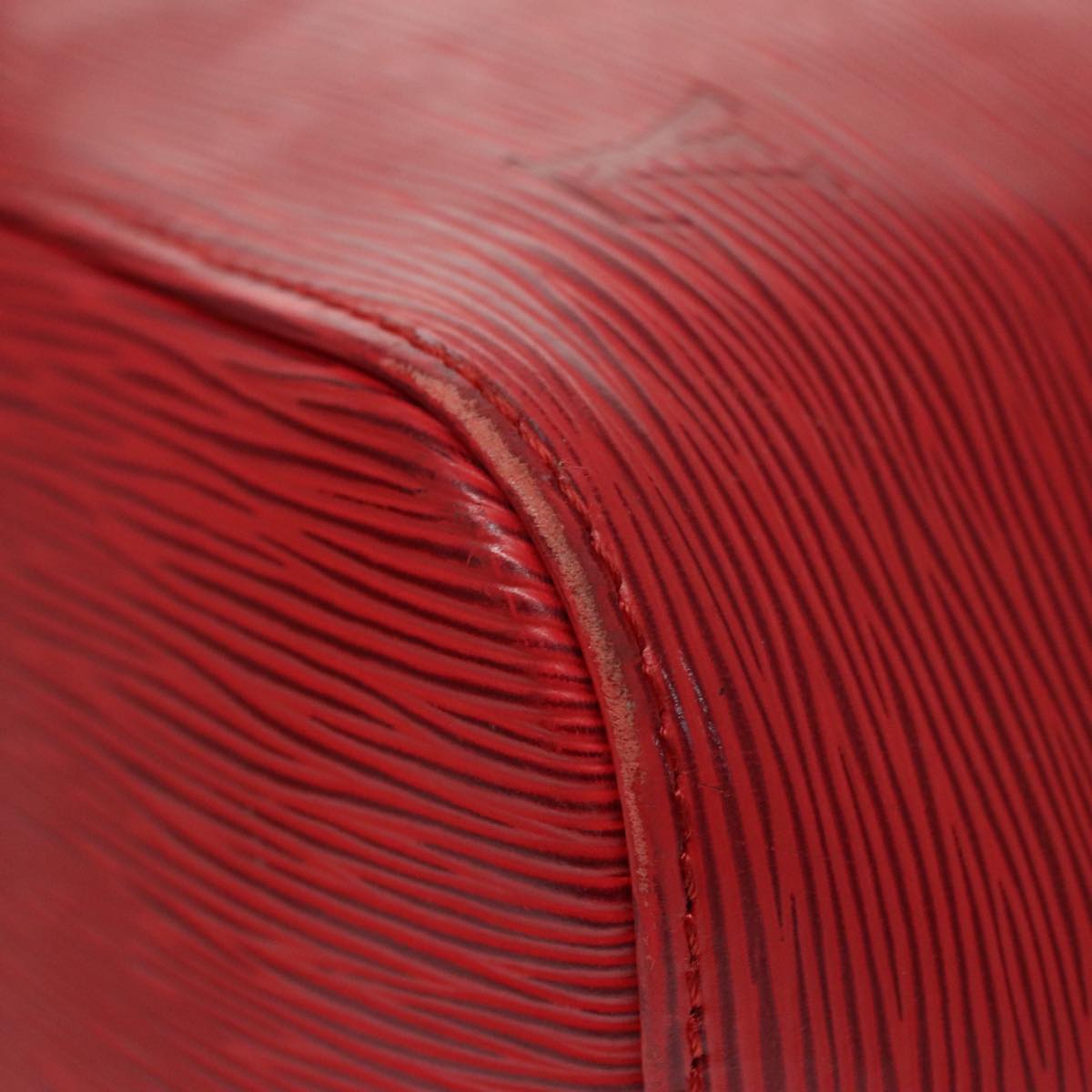 LOUIS VUITTON Epi Petit Noe Shoulder Bag Red M44107 LV 108146