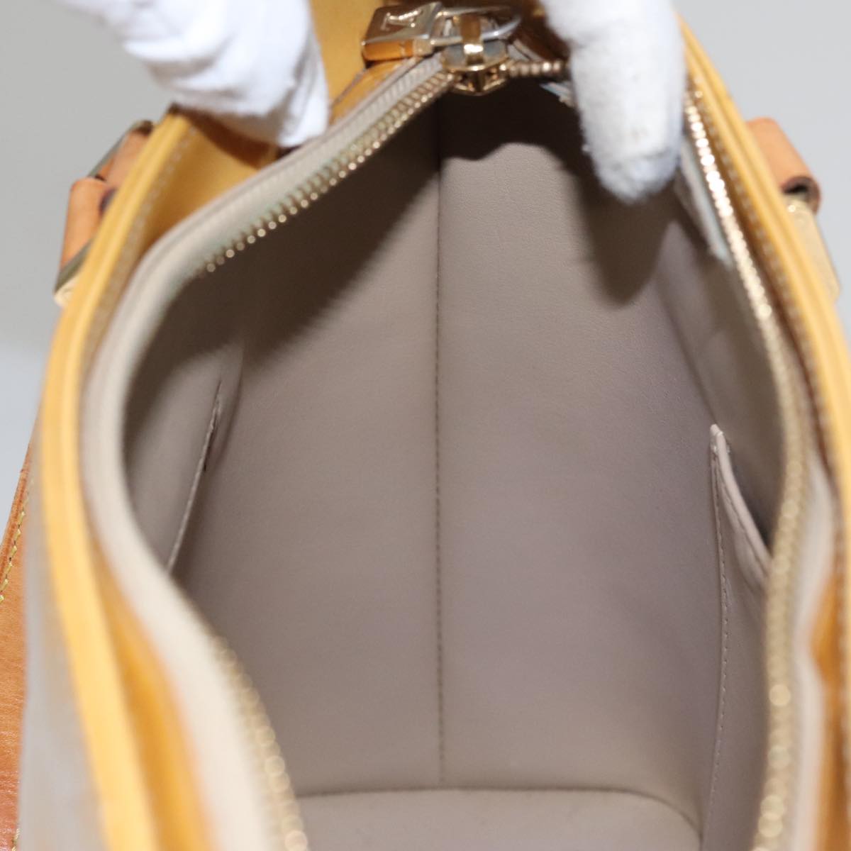 LOUIS VUITTON Monogram Vernis Houston Hand Bag Beige M91004 LV 108406