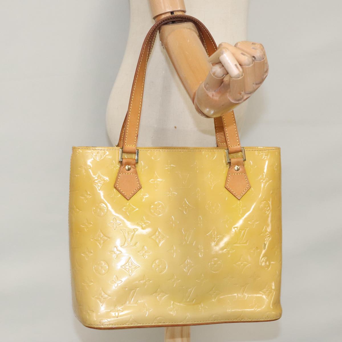 LOUIS VUITTON Monogram Vernis Houston Hand Bag Beige M91004 LV 108406