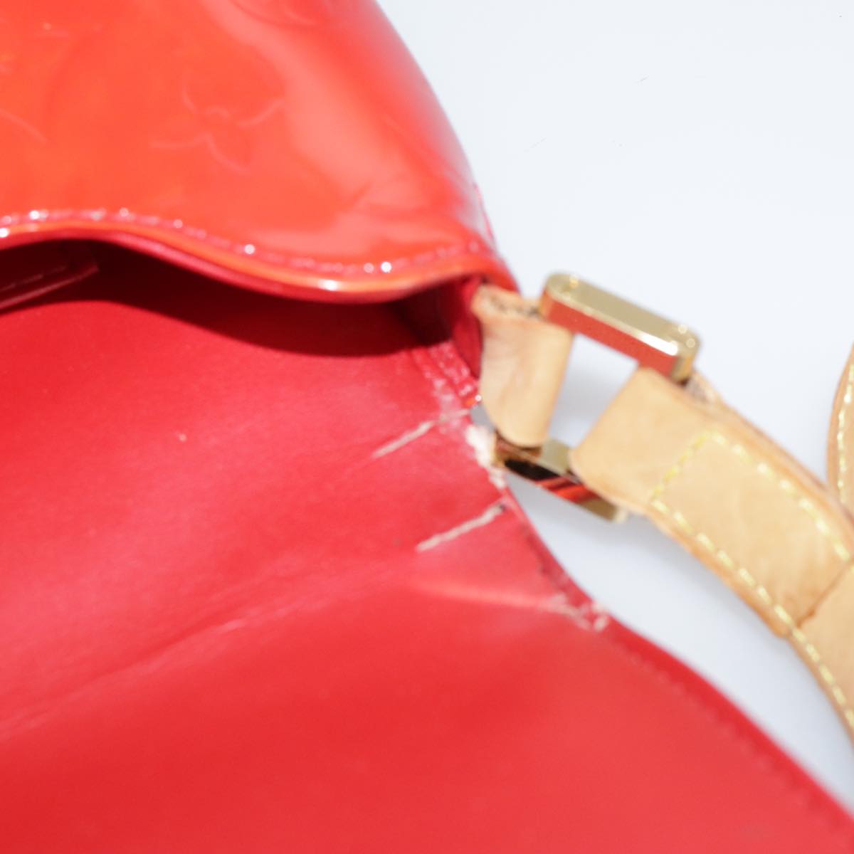LOUIS VUITTON Monogram Vernis Thompson Street Bag Red M91094 LV 108407