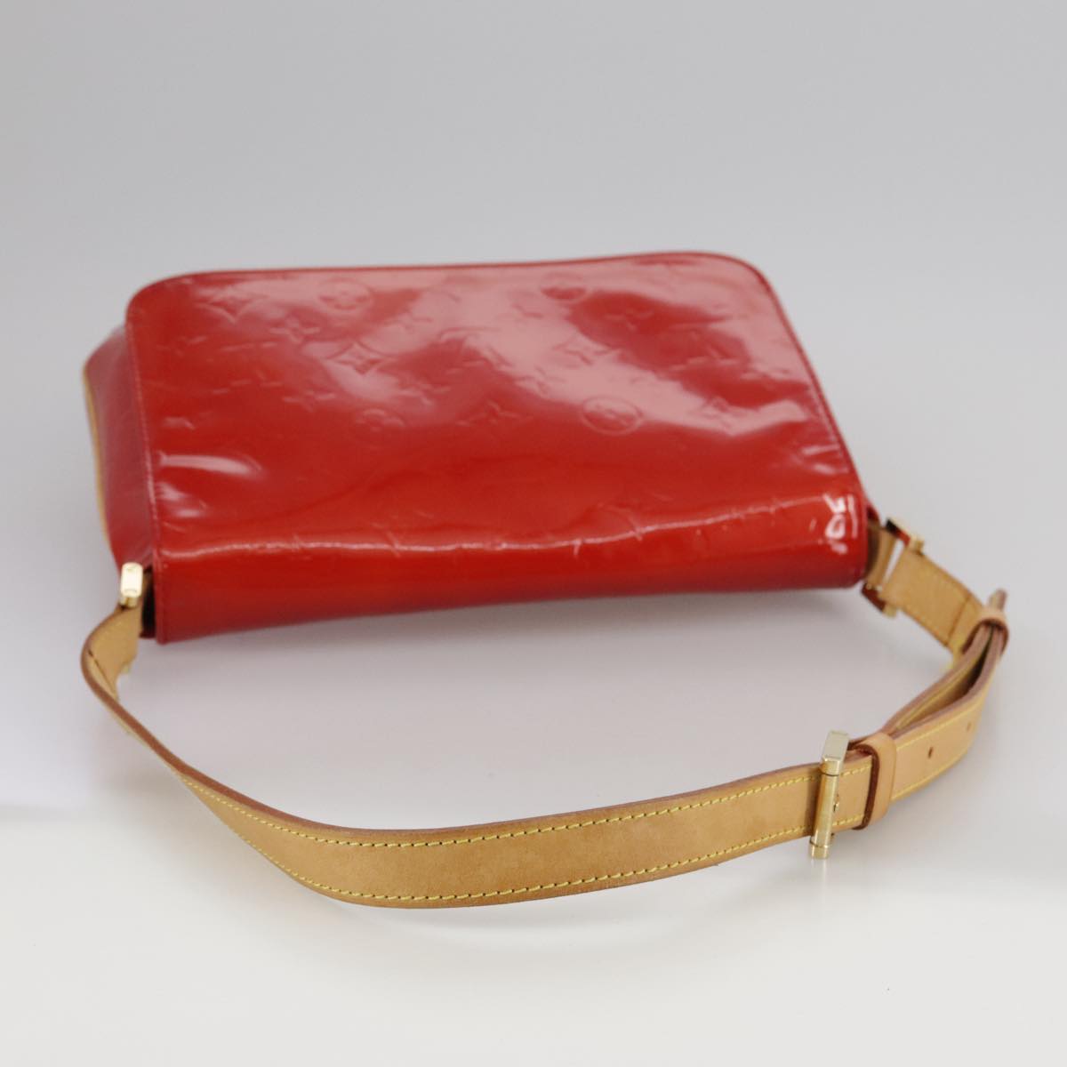 LOUIS VUITTON Monogram Vernis Thompson Street Bag Red M91094 LV 108407