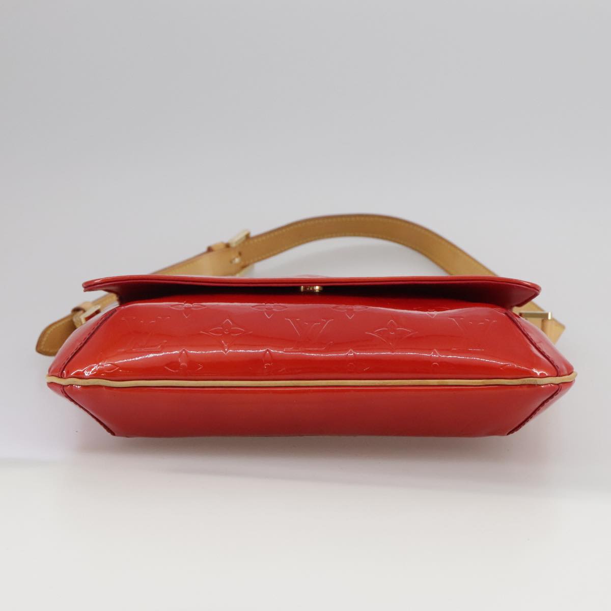 LOUIS VUITTON Monogram Vernis Thompson Street Bag Red M91094 LV 108407