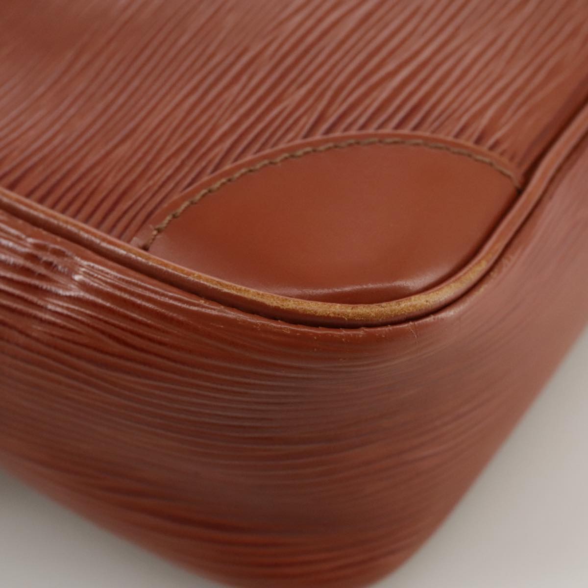 LOUIS VUITTON Epi Trocadero 23 Shoulder Bag Brown M52313 LV 108419