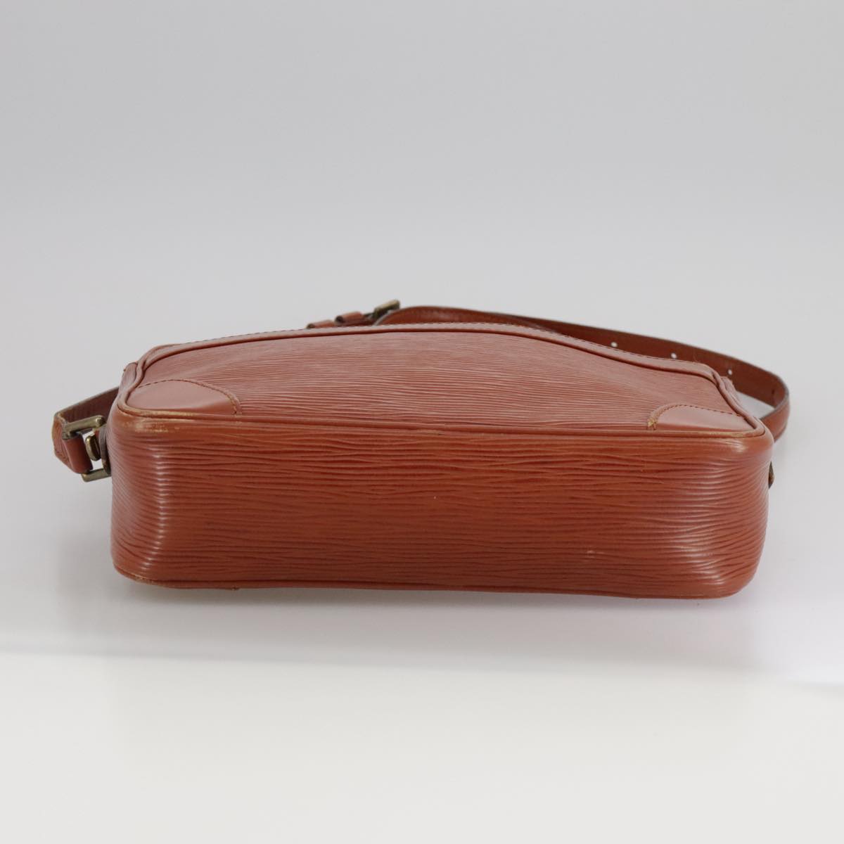 LOUIS VUITTON Epi Trocadero 23 Shoulder Bag Brown M52313 LV 108419