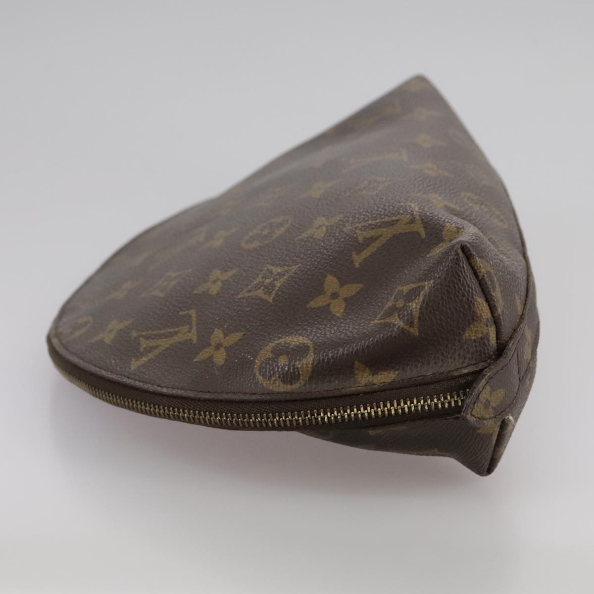 LOUIS VUITTON Monogram Trousse Demi Ronde Cosmetic Pouch M47520 LV 108551