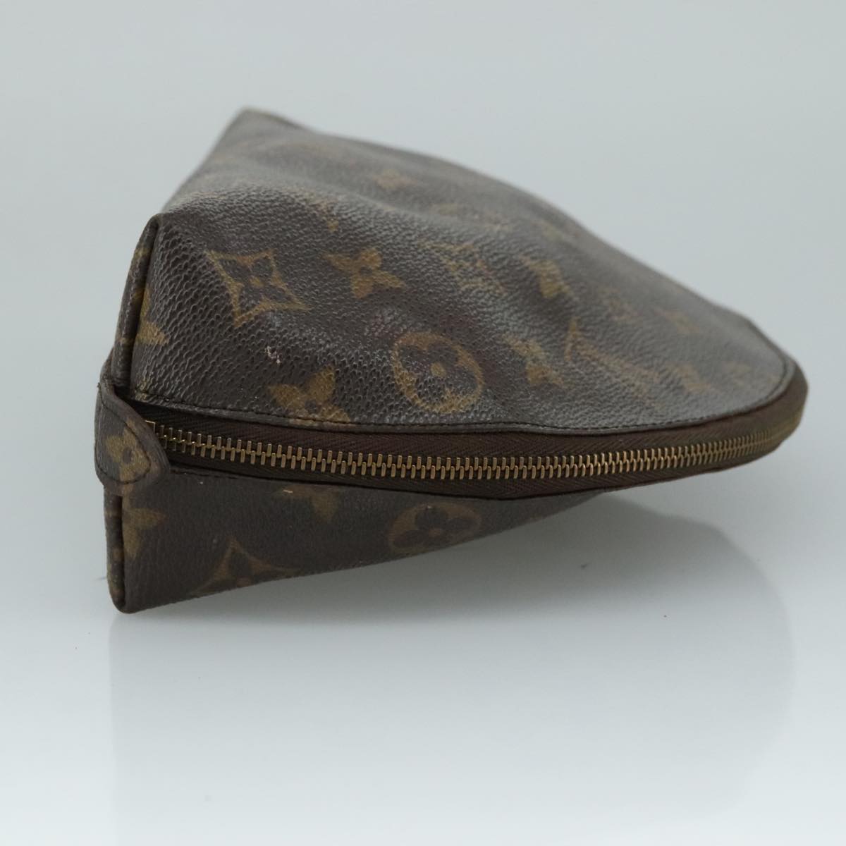 LOUIS VUITTON Monogram Trousse Demi Ronde Cosmetic Pouch M47520 LV 108564