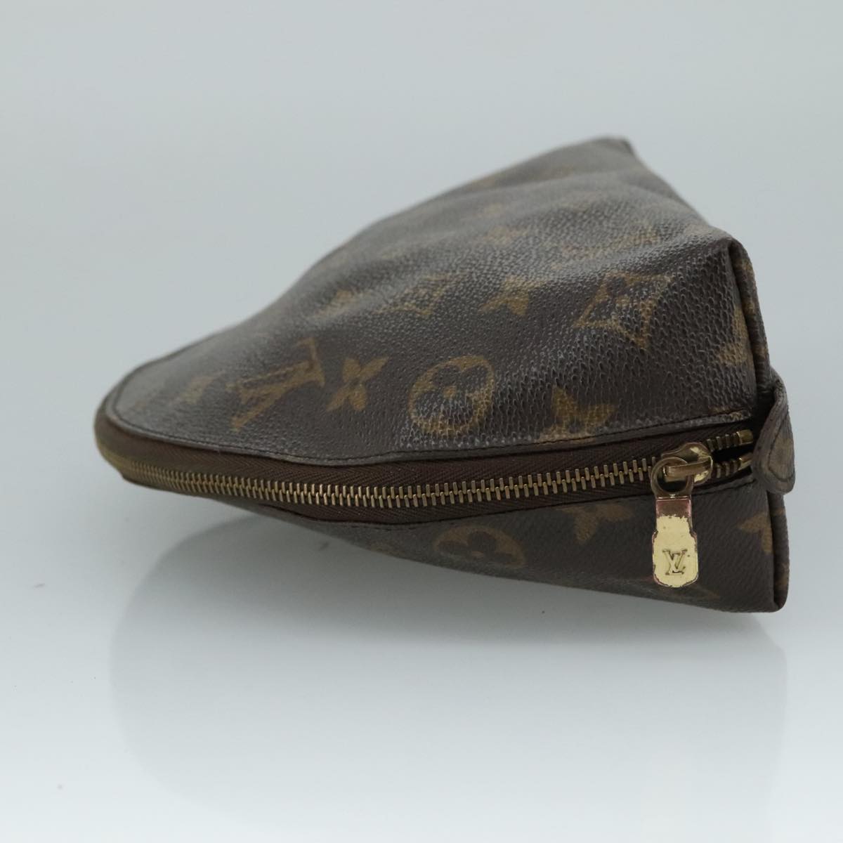 LOUIS VUITTON Monogram Trousse Demi Ronde Cosmetic Pouch M47520 LV 108564
