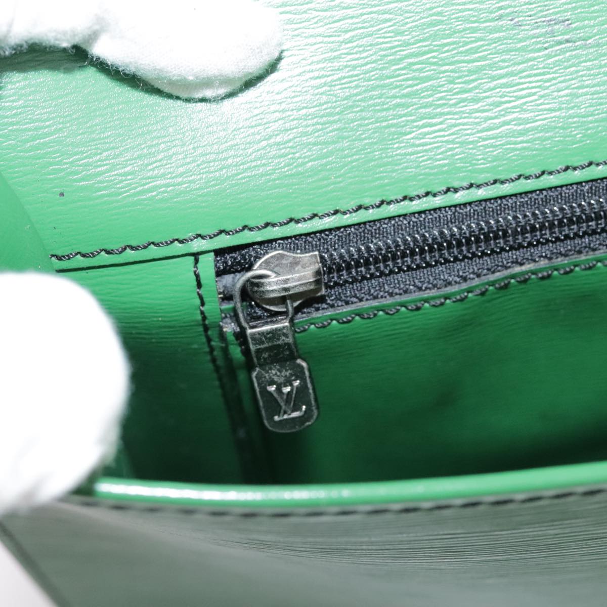 LOUIS VUITTON Epi Document case Clutch Bag Green LV 108636