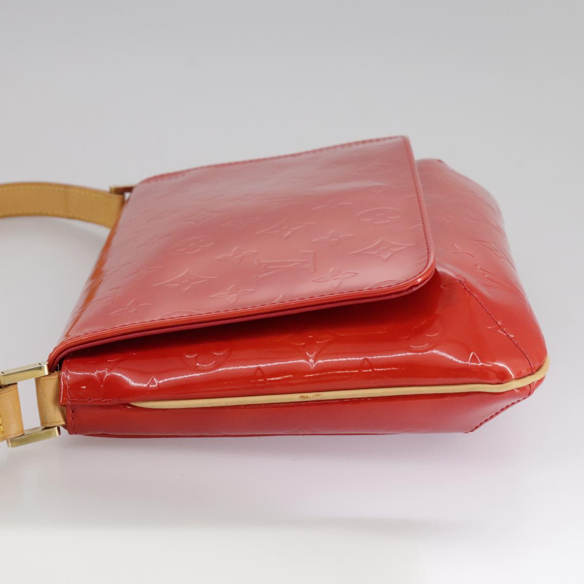LOUIS VUITTON Monogram Vernis Thompson Street Bag Red M91094 LV 108640