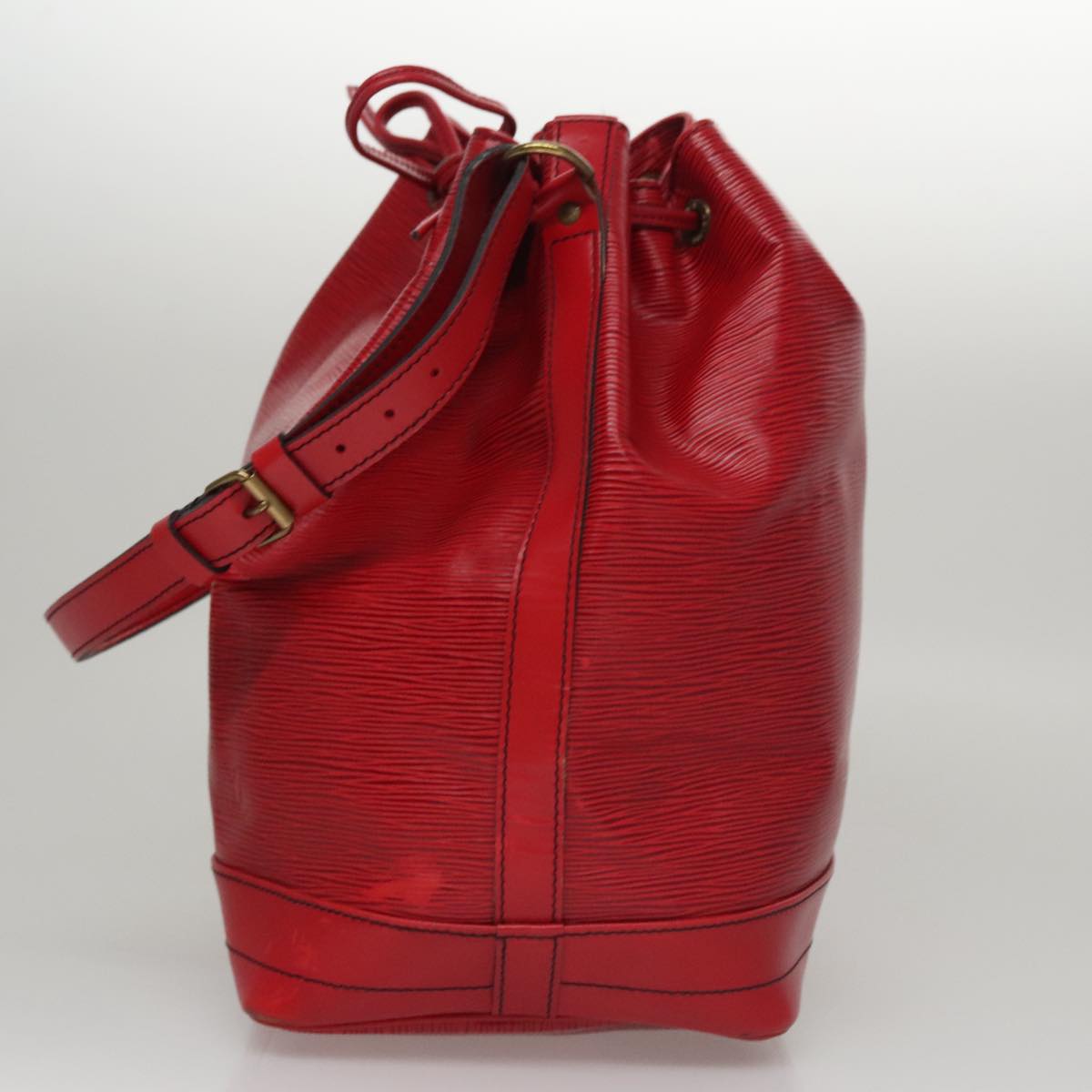 LOUIS VUITTON Epi Noe Shoulder Bag Red M44007 LV 108652