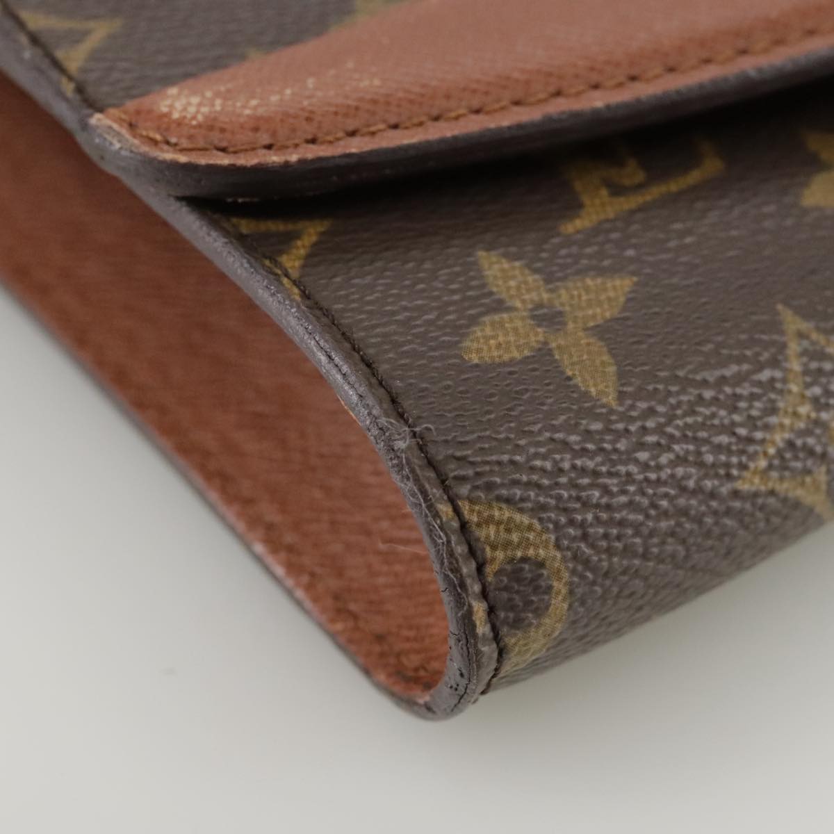 LOUIS VUITTON Monogram Bordeaux 24 Shoulder Bag M51798 LV 108657