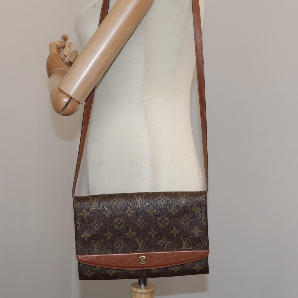LOUIS VUITTON Monogram Bordeaux 24 Shoulder Bag M51798 LV 108657
