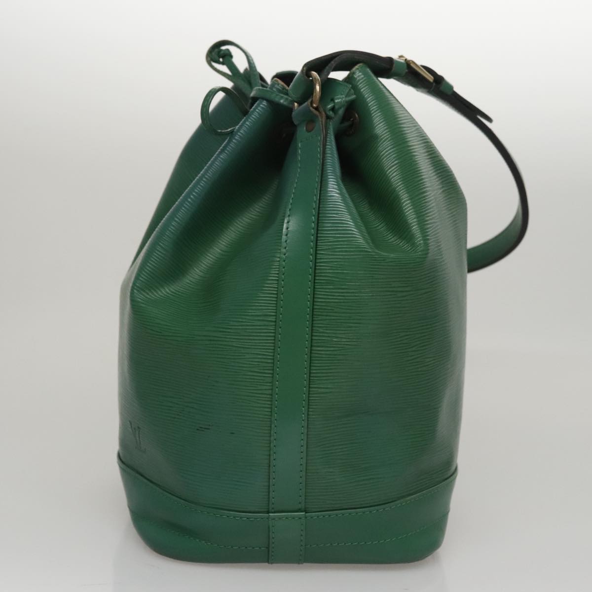 LOUIS VUITTON Epi Noe Shoulder Bag Green M44004 LV 108701