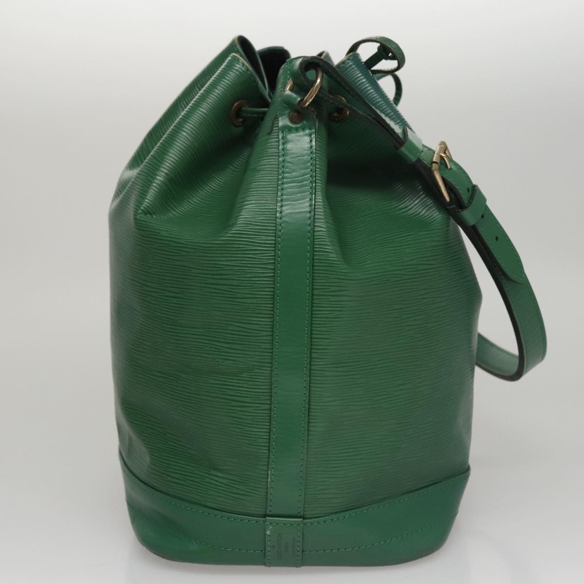 LOUIS VUITTON Epi Noe Shoulder Bag Green M44004 LV 108701