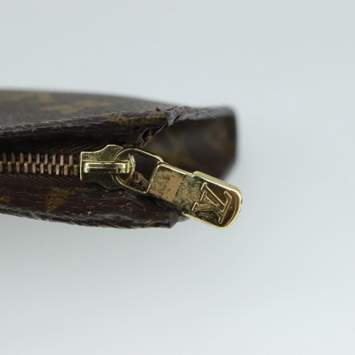 LOUIS VUITTON Monogram Bucket PM Accessory Pouch LV 108709