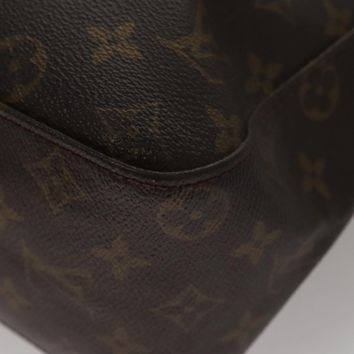 LOUIS VUITTON Monogram Looping GM Shoulder Bag M51145 LV 108725