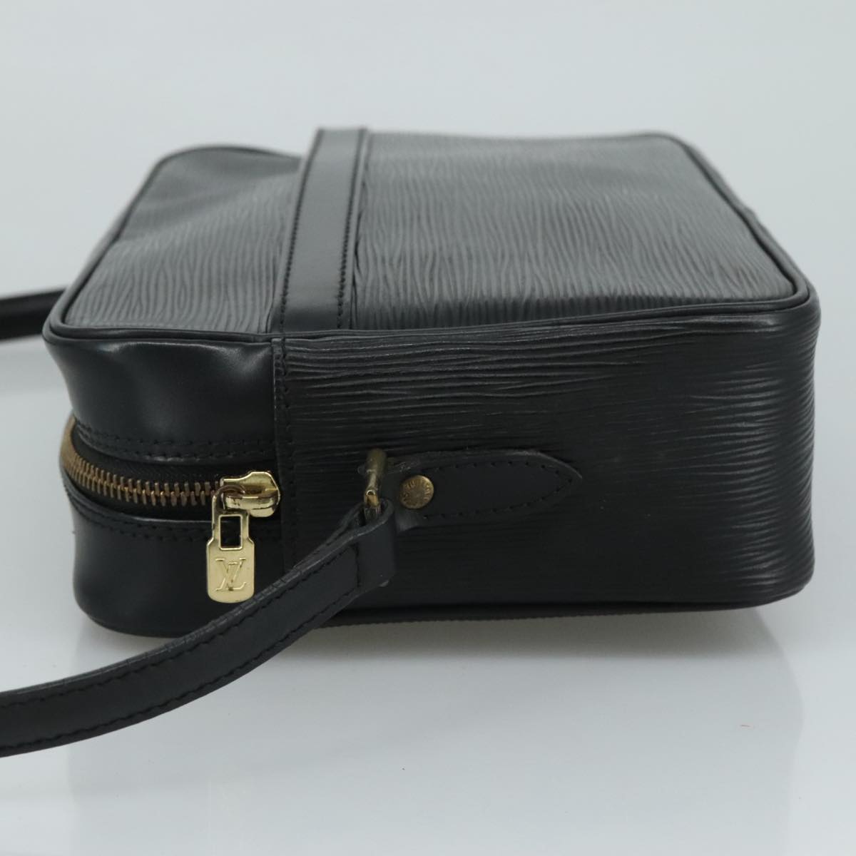 LOUIS VUITTON Epi Trocadero 27 Shoulder Bag Black M52312 LV 108871