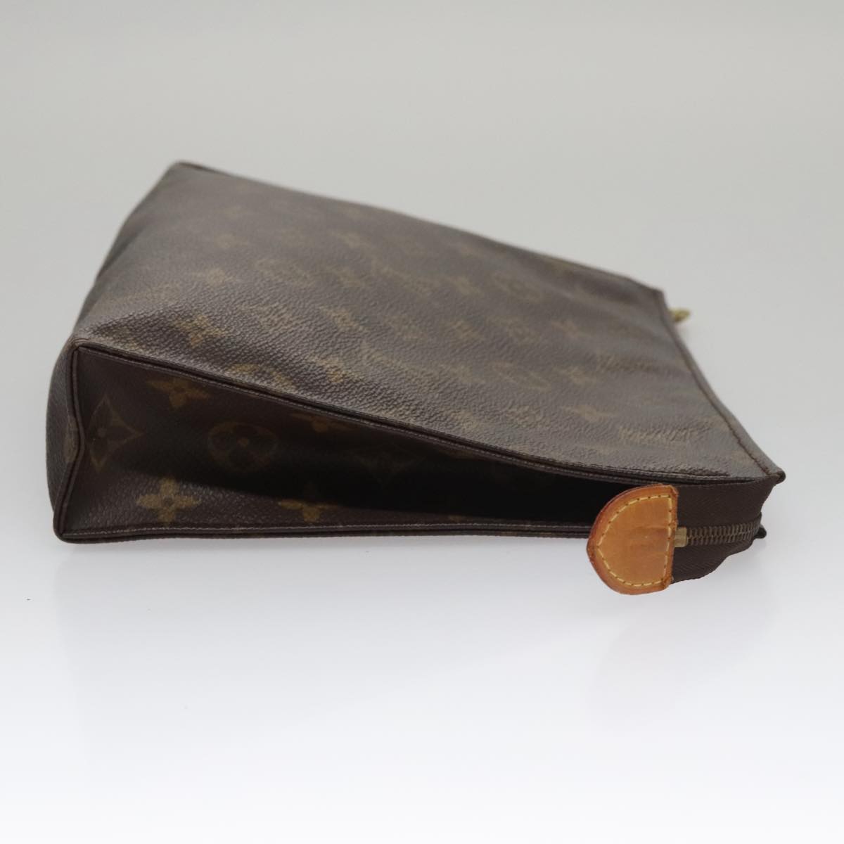 LOUIS VUITTON Monogram Poche Toilette 26 Pouch M47542 LV 109015