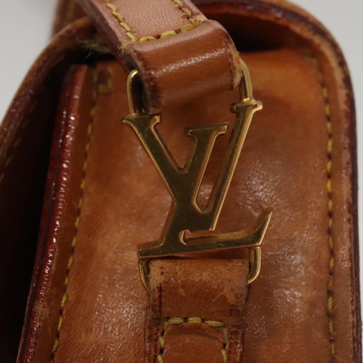 LOUIS VUITTON Nomad Bebe Saint Cloud Shoulder Bag Leather Beige LV 109371