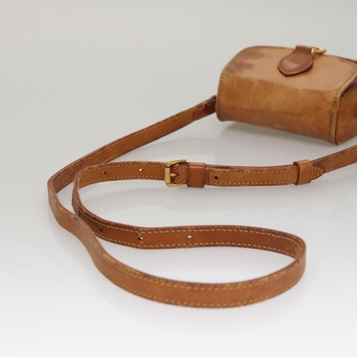 LOUIS VUITTON Nomad Bebe Saint Cloud Shoulder Bag Leather Beige LV 109371