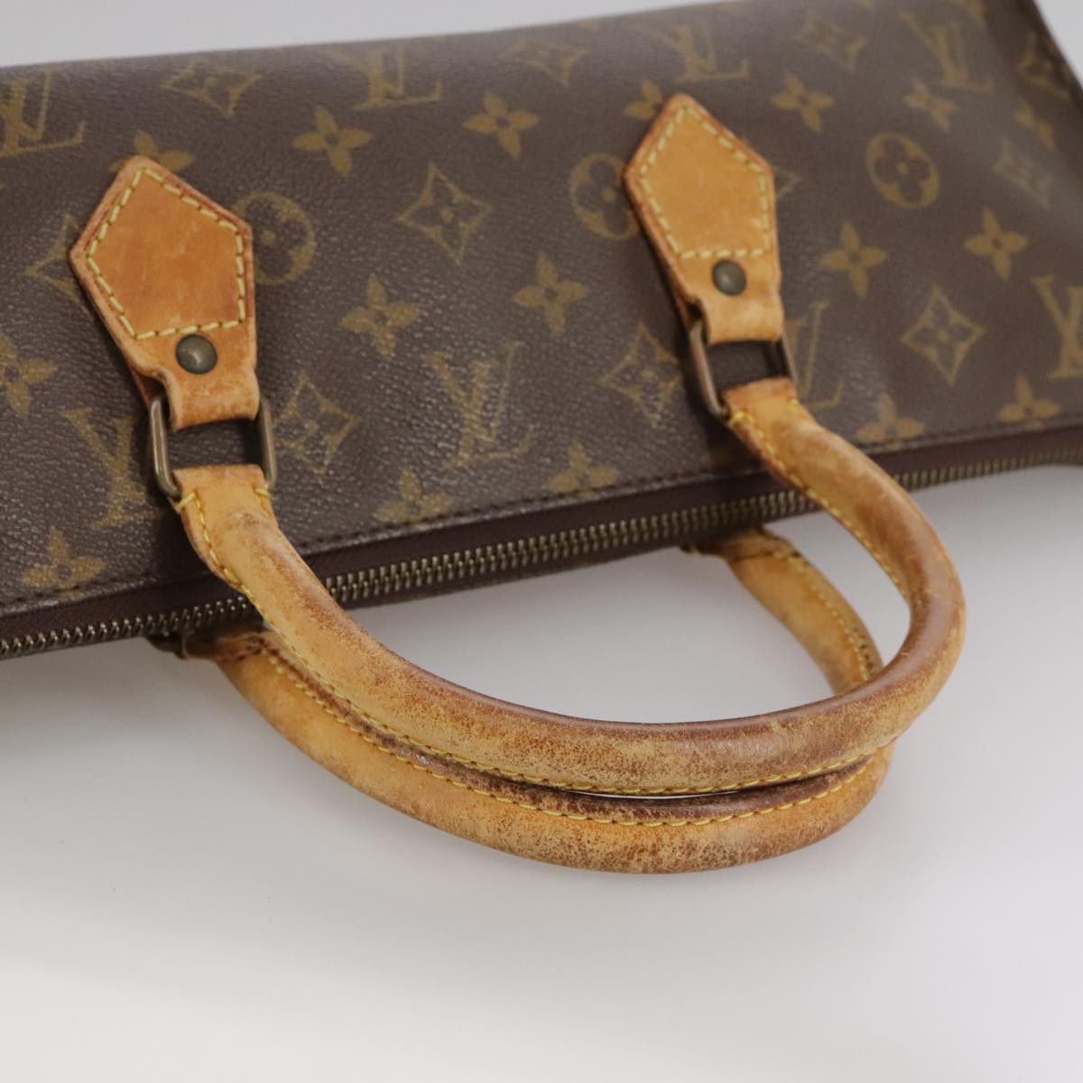 LOUIS VUITTON Monogram Sac tri-angle Hand Bag Vintage M51360 LV 109453