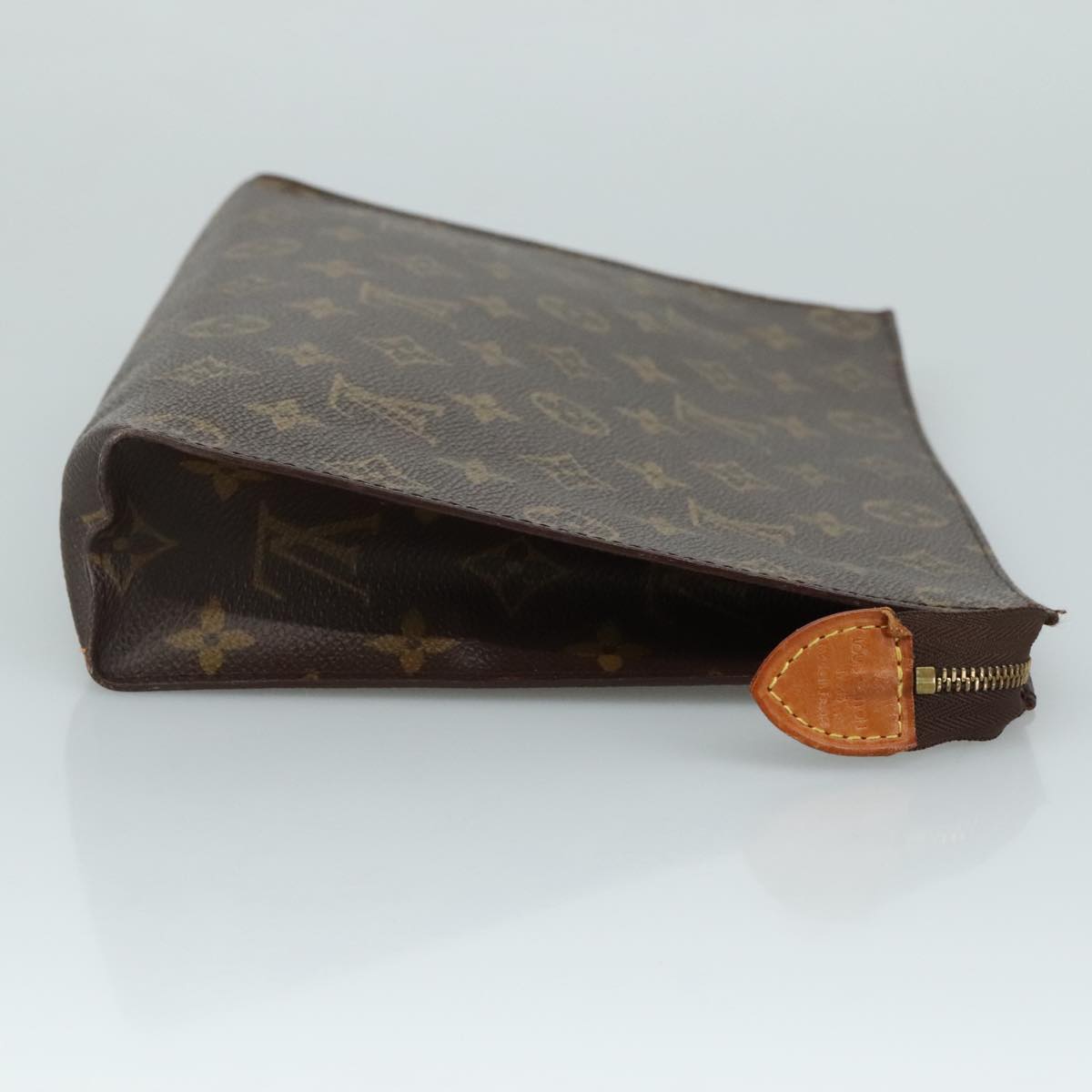 LOUIS VUITTON Monogram Poche Toilette 26 Pouch M47542 LV 109458