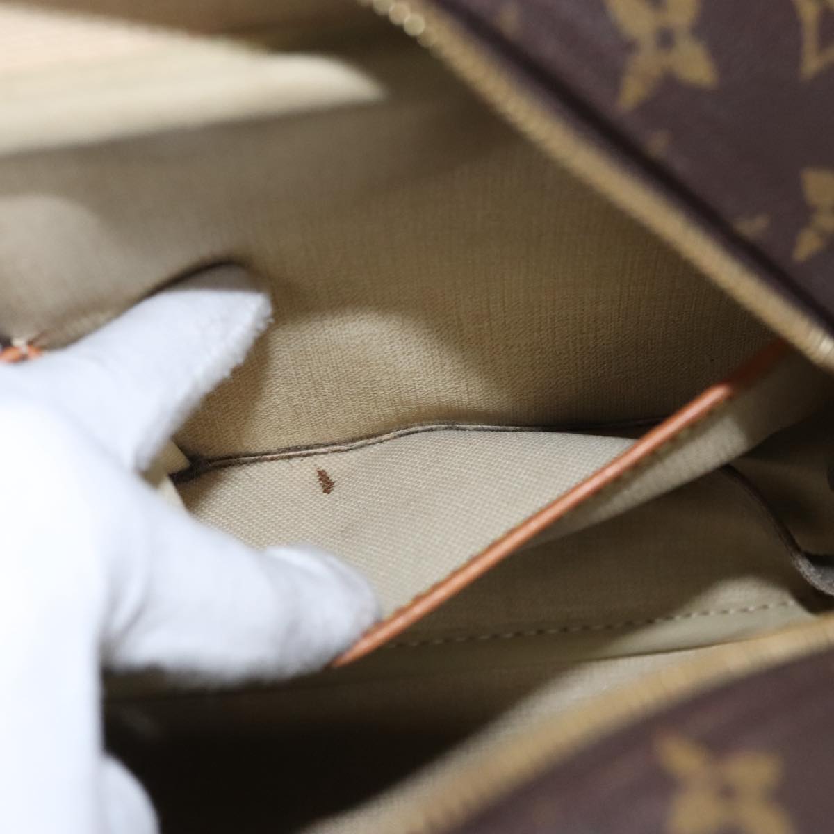 LOUIS VUITTON Monogram Deauville Hand Bag M47270 LV 109470