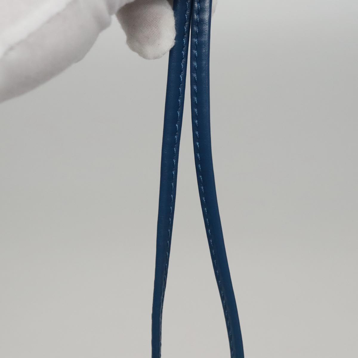 LOUIS VUITTON Epi Petit Noe Shoulder Bag Blue M44105 LV 109483