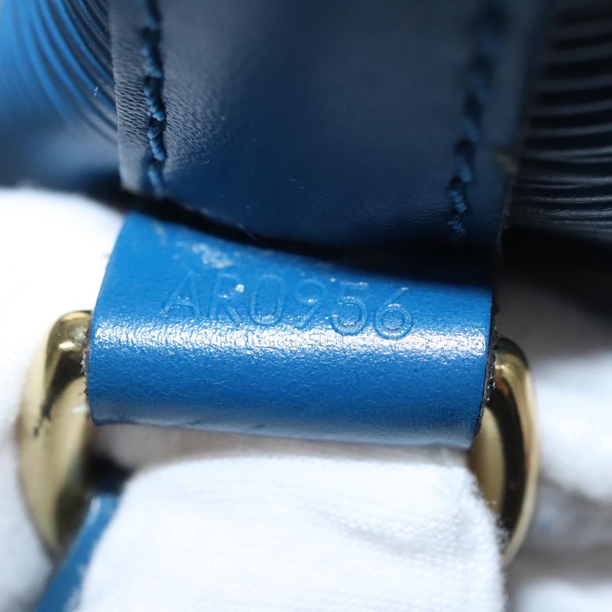 LOUIS VUITTON Epi Petit Noe Shoulder Bag Blue M44105 LV 109483