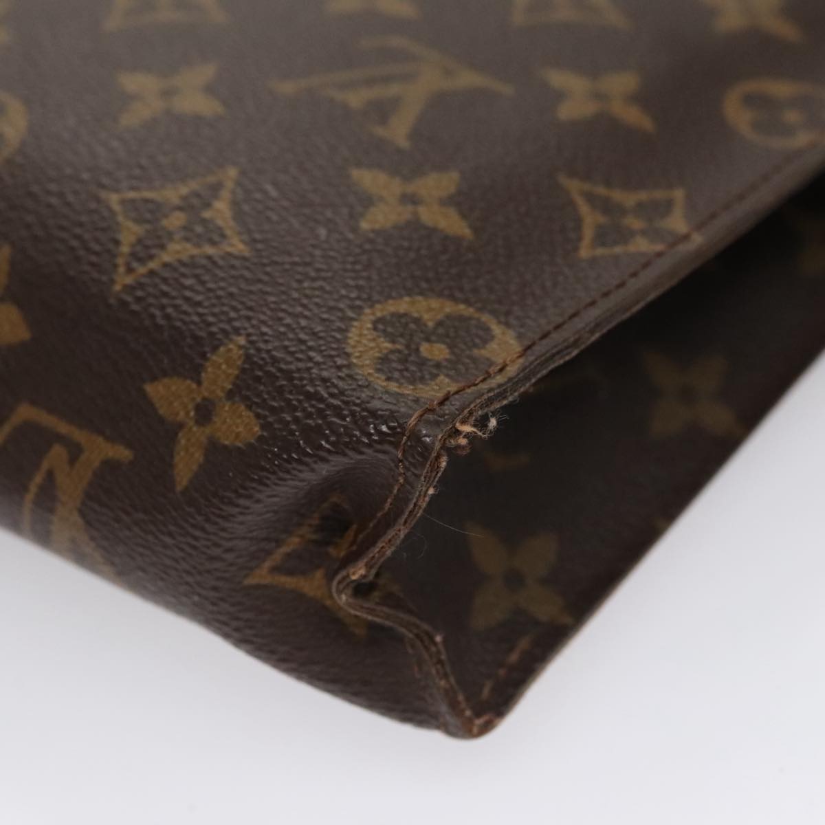 LOUIS VUITTON Monogram Poche Toilette 26 Pouch M47542 LV 109615