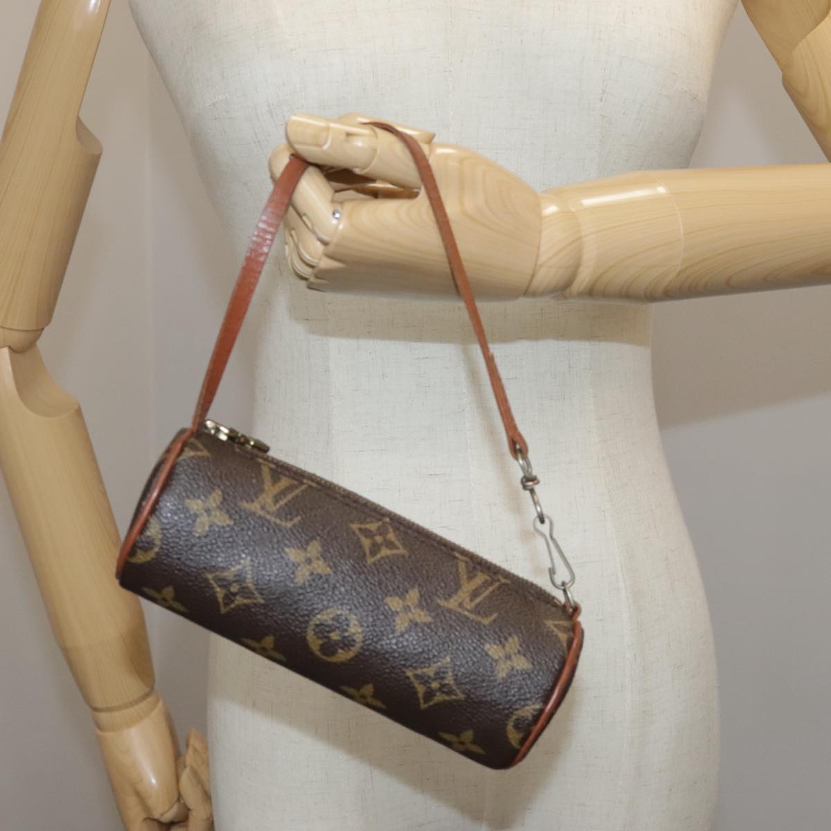 LOUIS VUITTON Monogram Papillon Pouch LV 109656