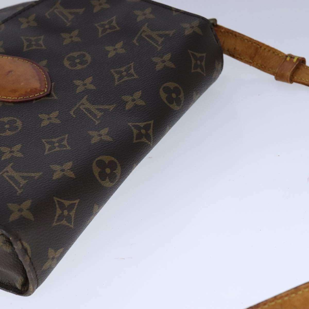 LOUIS VUITTON Monogram Saint Cloud GM Shoulder Bag M51242 LV 109672