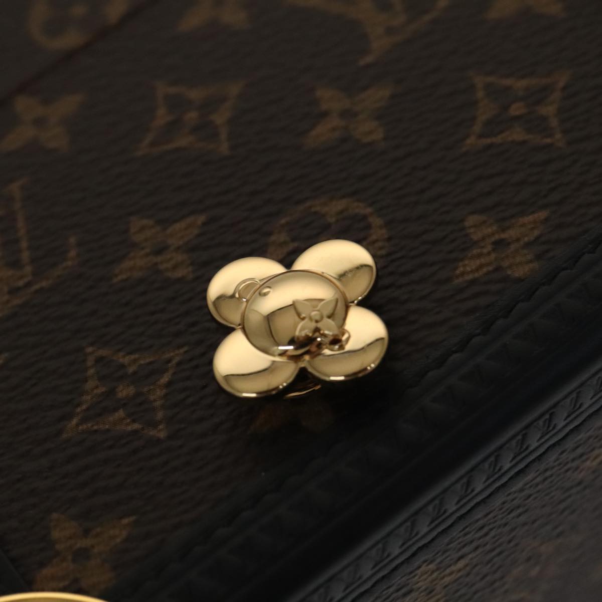 LOUIS VUITTON Monogram Boite Amsik Music box GI0267 LV 109689A