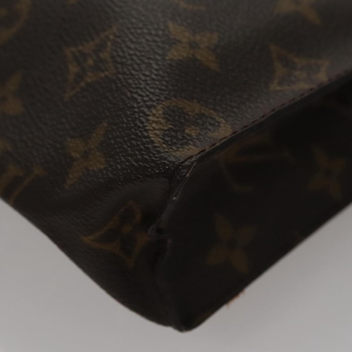 LOUIS VUITTON Monogram Poche Toilette 26 Pouch M47542 LV 109743