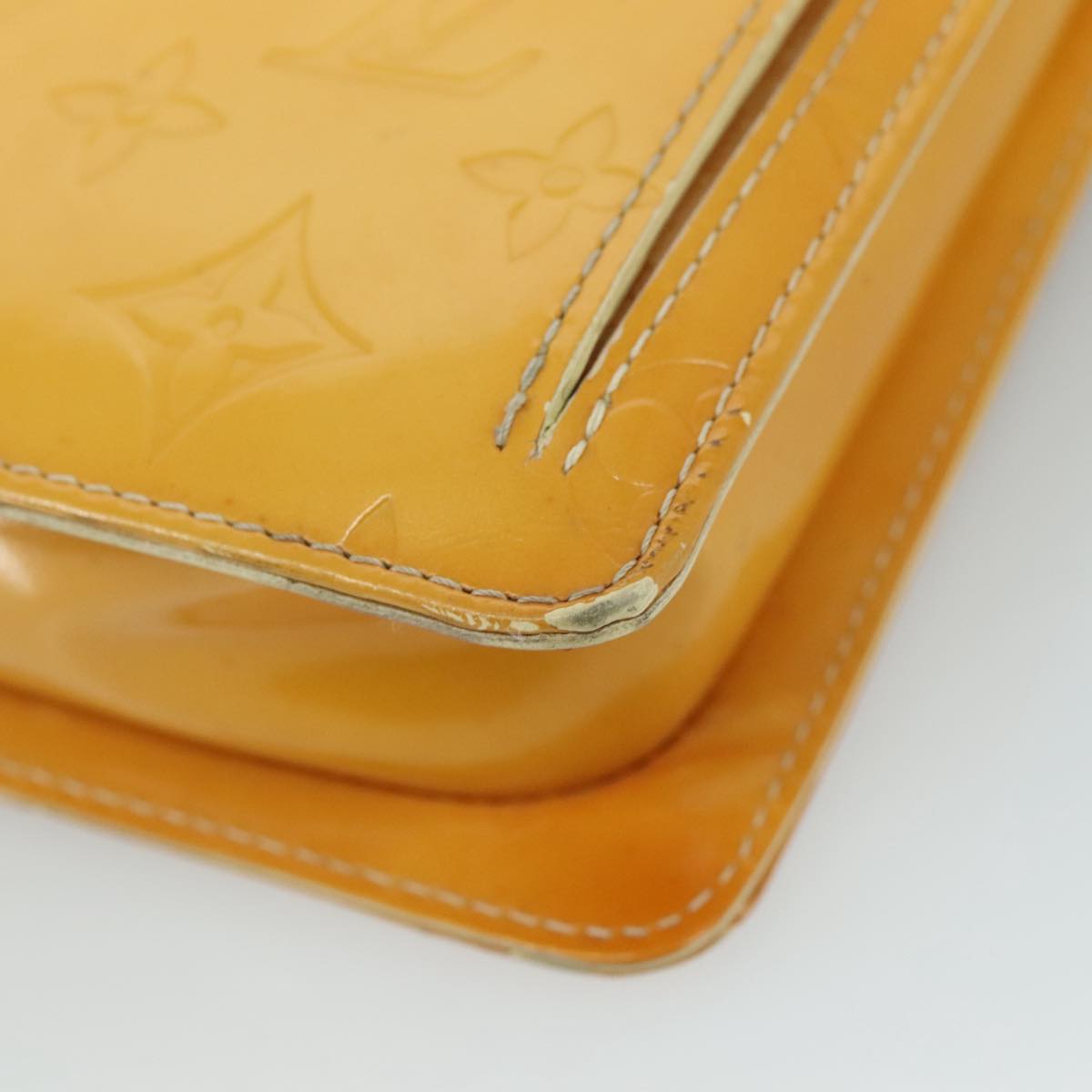LOUIS VUITTON Monogram Vernis Motto Pouch Lime Yellow M91059 LV 109764