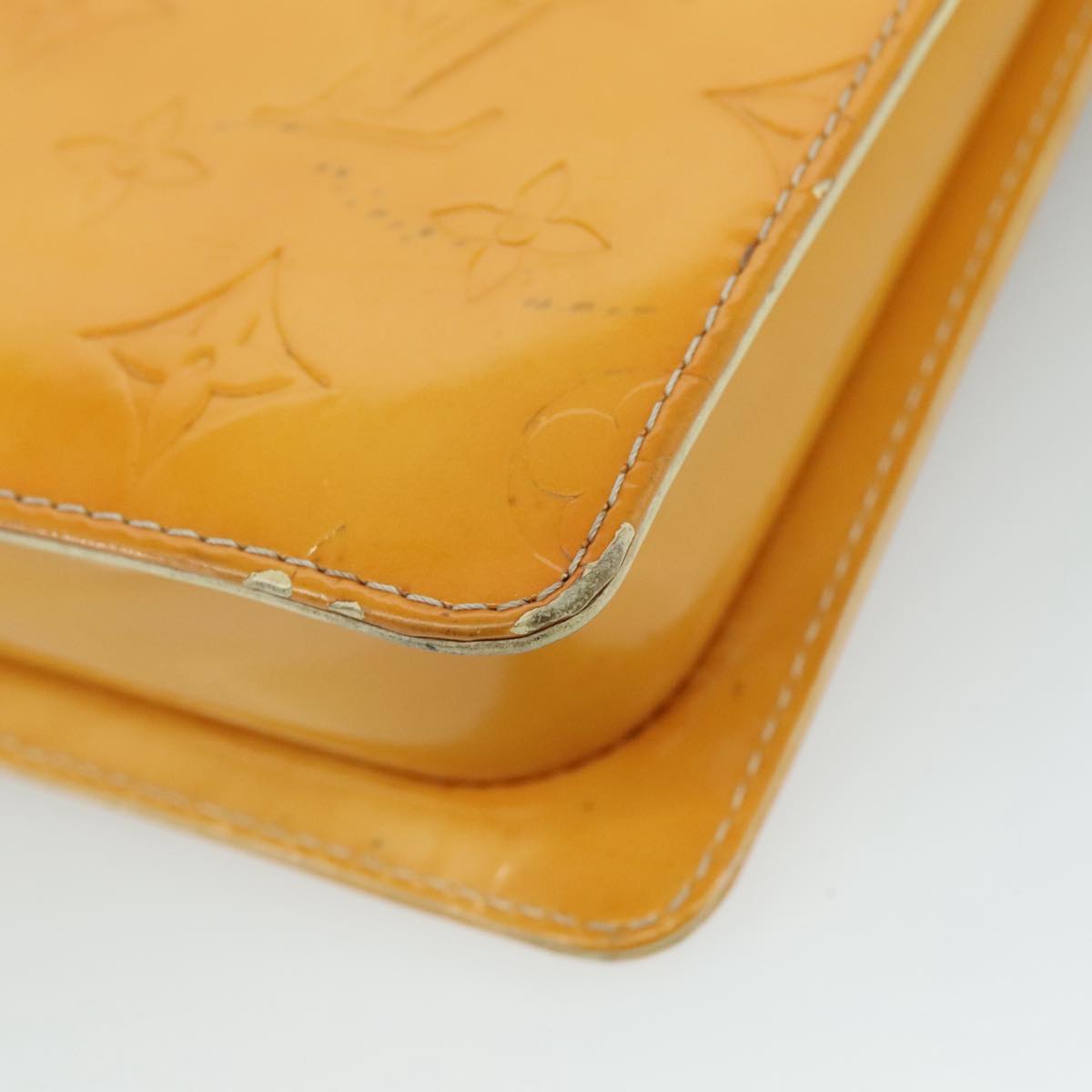 LOUIS VUITTON Monogram Vernis Motto Pouch Lime Yellow M91059 LV 109764