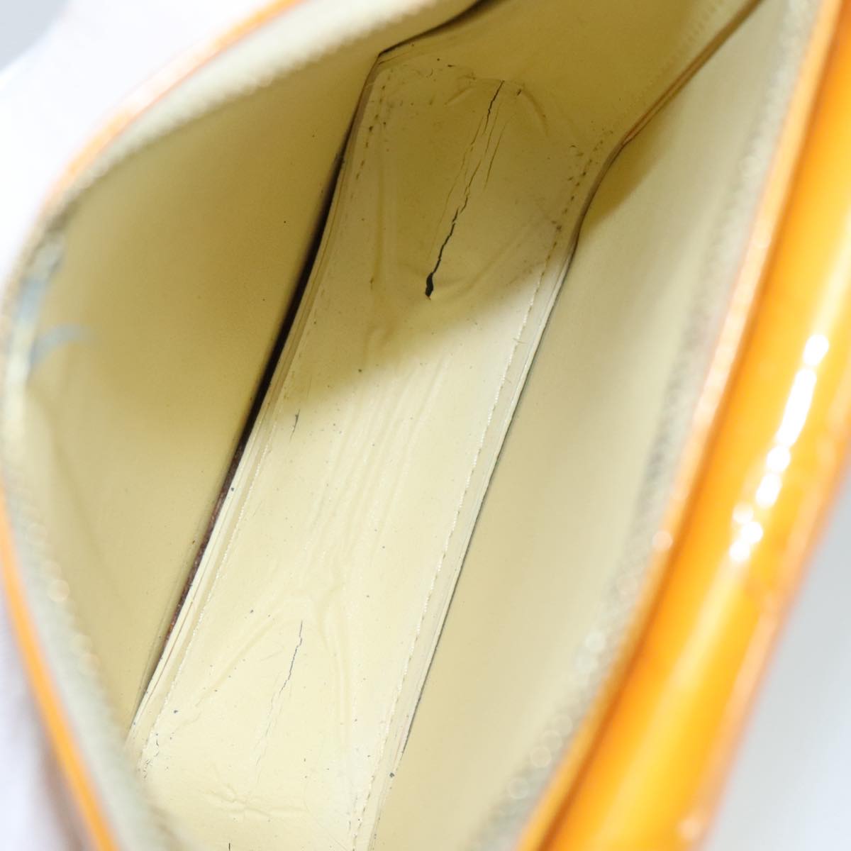 LOUIS VUITTON Monogram Vernis Motto Pouch Lime Yellow M91059 LV 109764