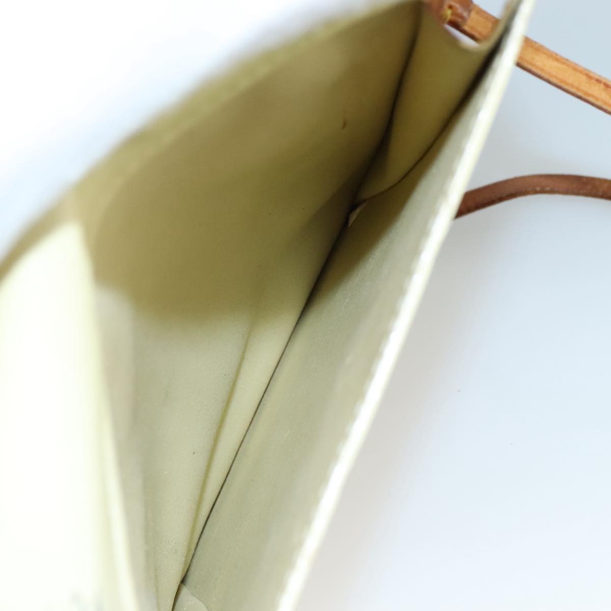 LOUIS VUITTON Monogram Vernis Motto Pouch Lime Yellow M91059 LV 109764